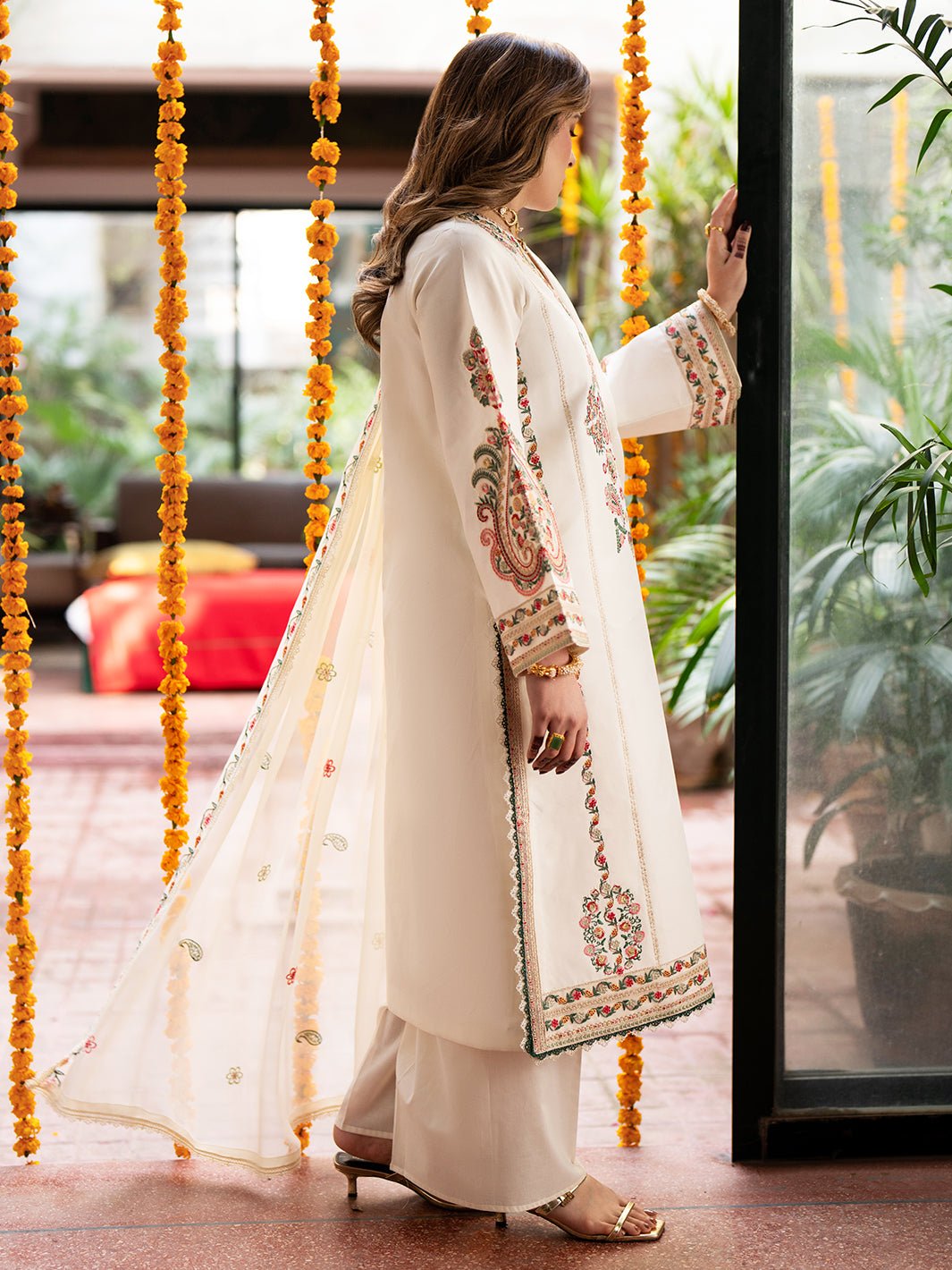 Mahnur | Satrangi Lawn 26 | ST-07-Brand:Mahnur-Type:Ladies Clothes-Ivory-Lawn-House of Maryam- Buy in UK, USA