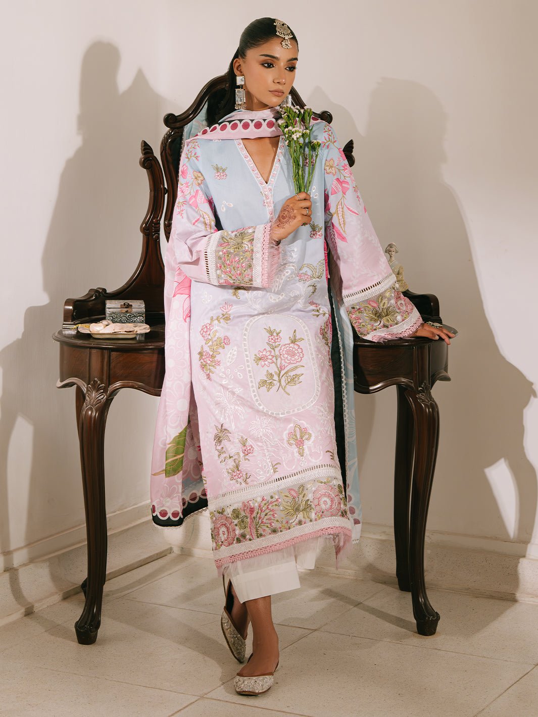 Mahnur | Shanaya Luxury Lawn 25 | Abeer-Brand:Mahnur-Type:Ladies Clothes-Ice Blue-Lawn-House of Maryam- Buy in UK, USA