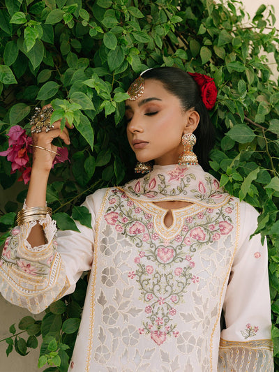 Mahnur | Shanaya Luxury Lawn 25 | Elnaz-Brand:Mahnur-Type:Ladies Clothes-White-Lawn-House of Maryam- Buy in UK, USA