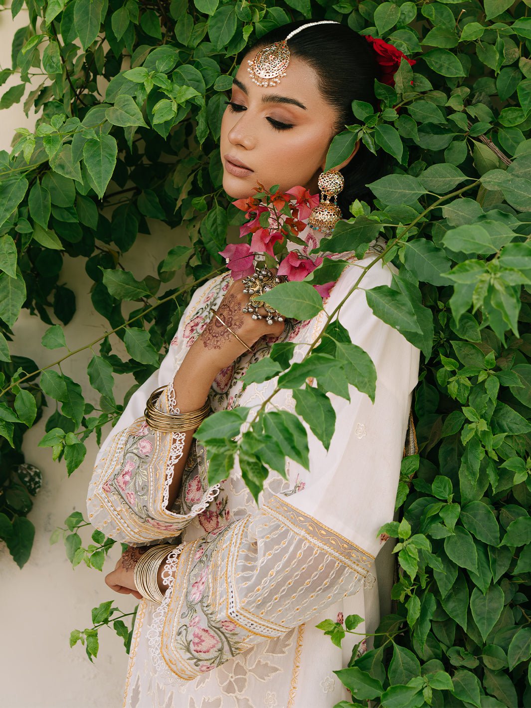 Mahnur | Shanaya Luxury Lawn 25 | Elnaz-Brand:Mahnur-Type:Ladies Clothes-White-Lawn-House of Maryam- Buy in UK, USA
