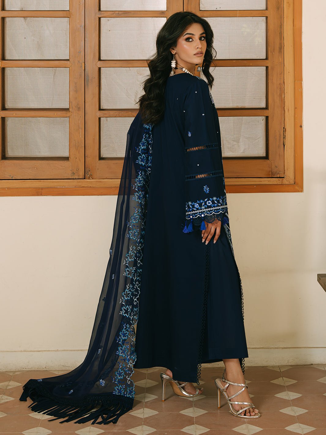Mahnur | Shanaya Luxury Lawn 25 | Shahmina-Brand:Mahnur-Type:Ladies Clothes-Deep Blue-Lawn-House of Maryam- Buy in UK, USA
