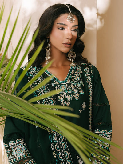 Mahnur | Shanaya Luxury Lawn 25 | Siyahgul-Brand:Mahnur-Type:Ladies Clothes-Bottle Green-Lawn-House of Maryam- Buy in UK, USA