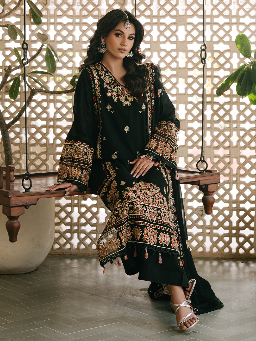 Mahnur | Shanaya Luxury Lawn 25 | Zehra-Brand:Mahnur-Type:Ladies Clothes-Black-Lawn-House of Maryam- Buy in UK, USA