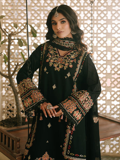Mahnur | Shanaya Luxury Lawn 25 | Zehra-Brand:Mahnur-Type:Ladies Clothes-Black-Lawn-House of Maryam- Buy in UK, USA