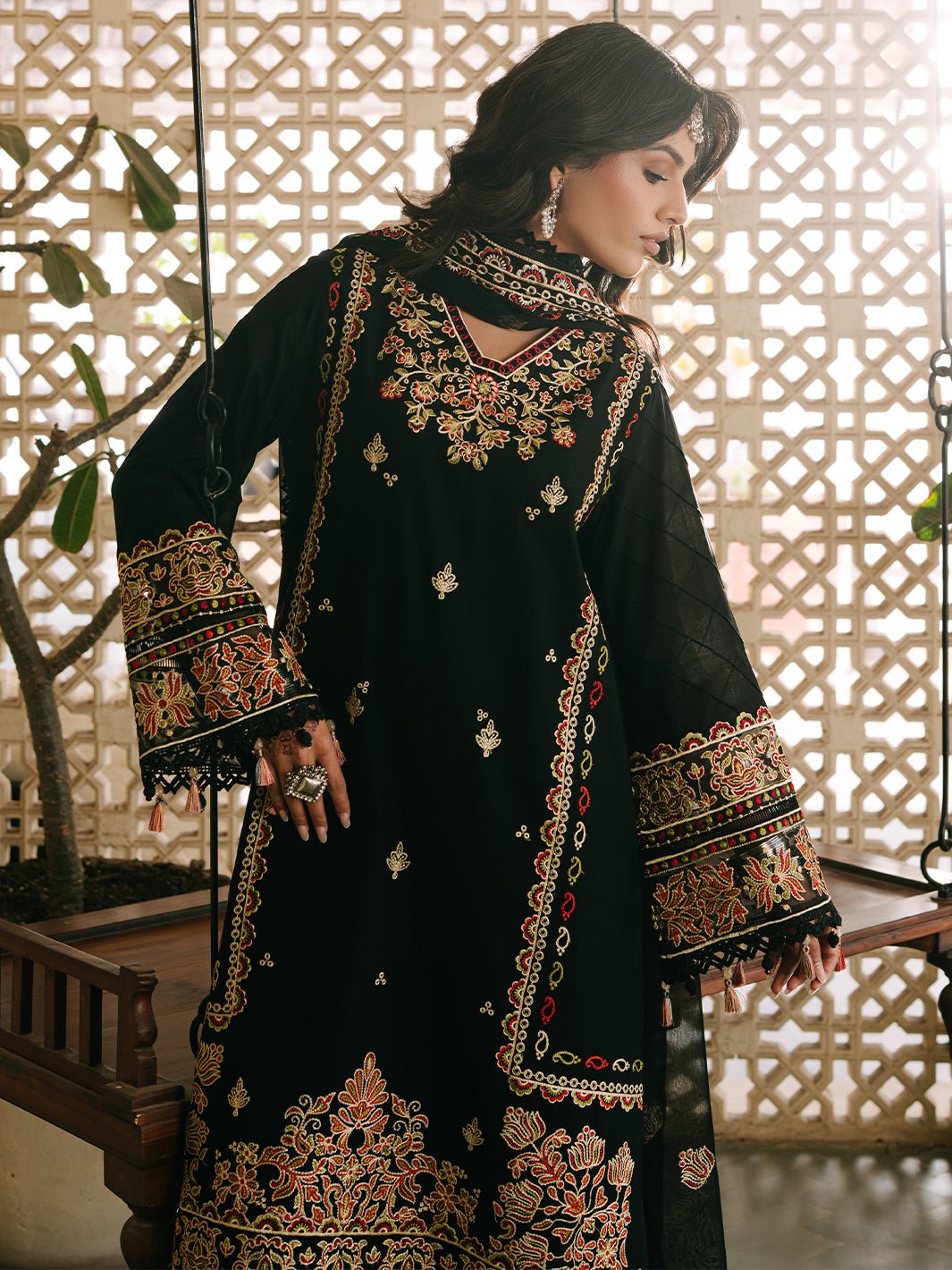 Mahnur | Shanaya Luxury Lawn 25 | Zehra-Brand:Mahnur-Type:Ladies Clothes-Black-Lawn-House of Maryam- Buy in UK, USA