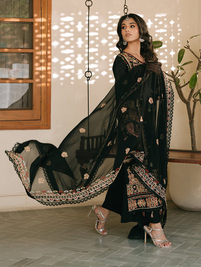 Mahnur | Shanaya Luxury Lawn 25 | Zehra-Brand:Mahnur-Type:Ladies Clothes-Black-Lawn-House of Maryam- Buy in UK, USA