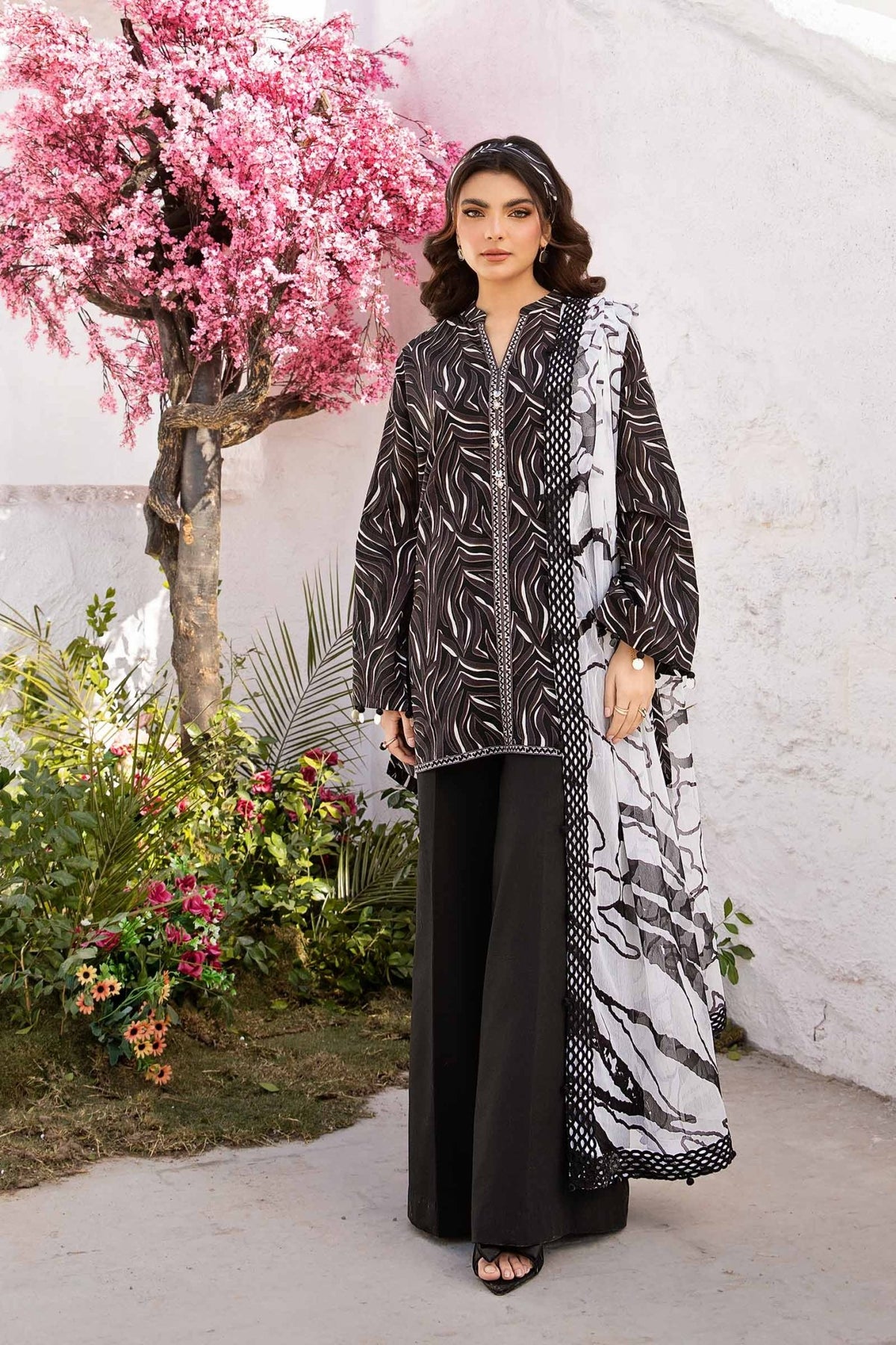 Maria B | M Basic Summer Lawn 25 | MB-CUS25-704B-Brand:Maria B-Type:Ladies Clothes-Black-Lawn-House of Maryam- Buy in UK, USA