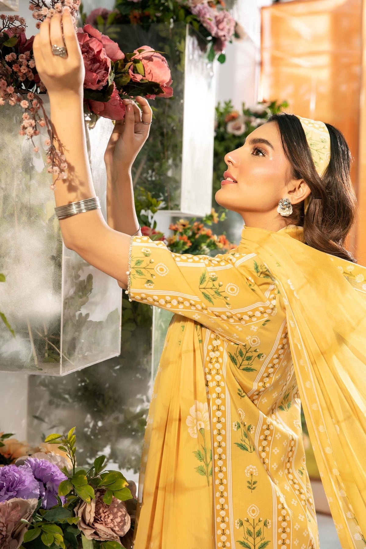 Maria B | M Basic Summer Lawn 25 | MB-CUS25-711A-Brand:Maria B-Type:Ladies Clothes-Yellow-Slub Lawn-House of Maryam- Buy in UK, USA