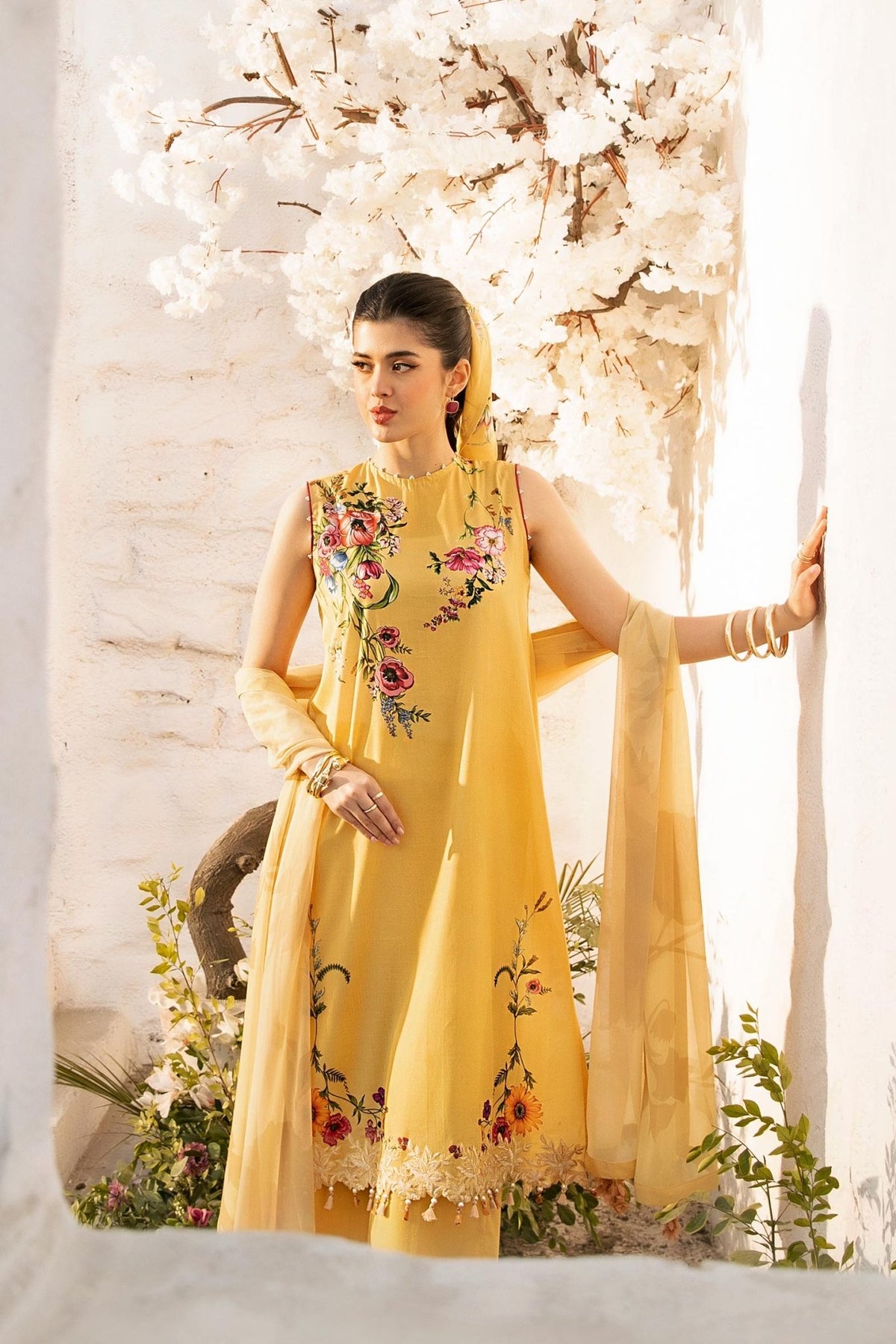 Maria B | M Basic Summer Lawn 25 | MB-CUS25-712A-Brand:Maria B-Type:Ladies Clothes-Yellow-Slub Lawn-House of Maryam- Buy in UK, USA