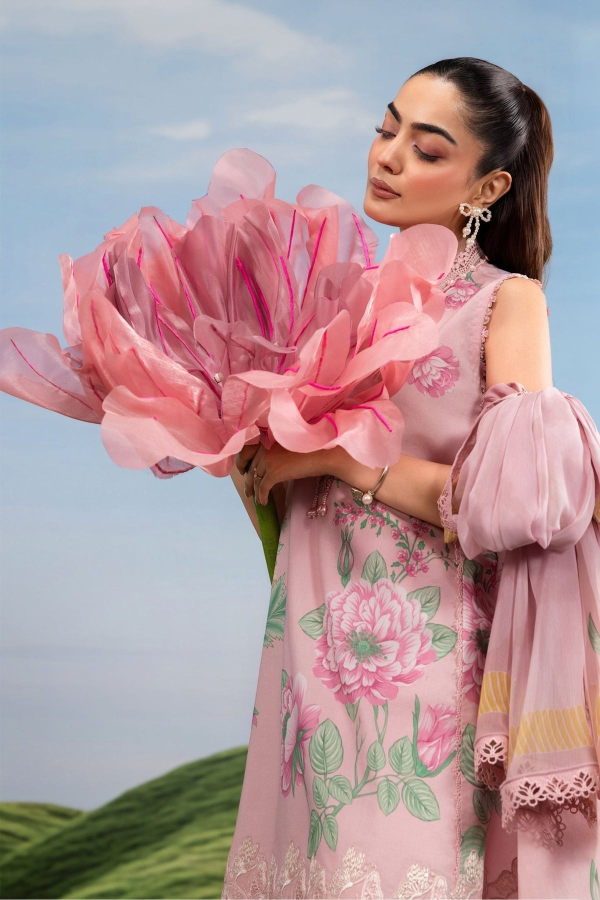 Maria B | M Basics Dreamscape Eid Lawn | MB-CUSV14-04A-Brand:Maria B-Type:Ladies Clothes-Soft Pink-Lawn-House of Maryam- Buy in UK, USA