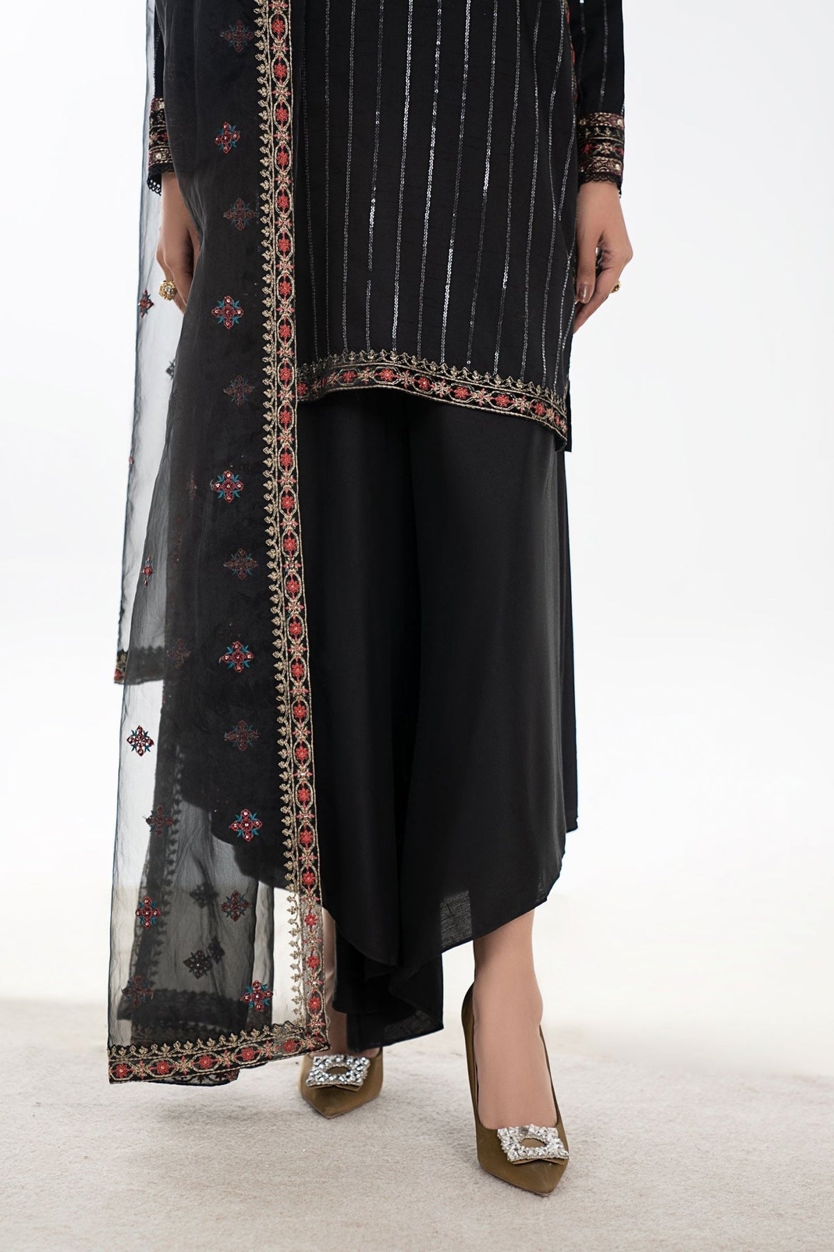 Maria B | RTW | 3 Piece Embroidered Linen Suit-Brand:Maria B-Type:Luxury Pret-Black - House of Maryam- Buy in UK, USA