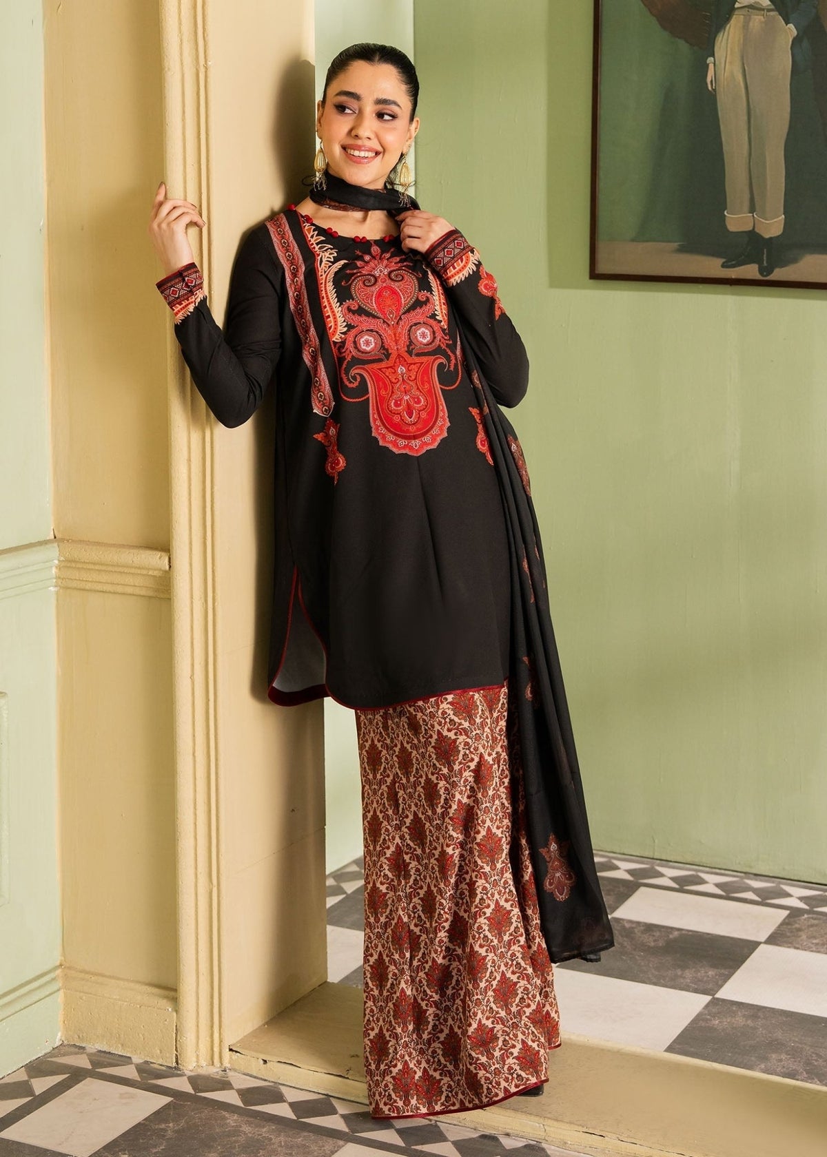 Maria Osama Khan | Retro 26 | Fiora-Brand:Maria Osama Khan-Type:Ladies Clothes-Black-Grip-House of Maryam- Buy in UK, USA