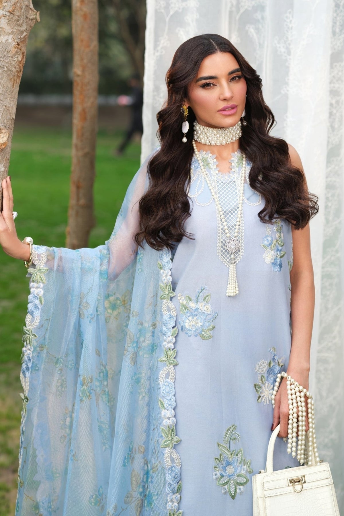 Maryam Hussain | Luxury Lawn 26 | Frost-Brand:Maryam Hussain-Type:Ladies Clothes - House of Maryam- Buy in UK, USA