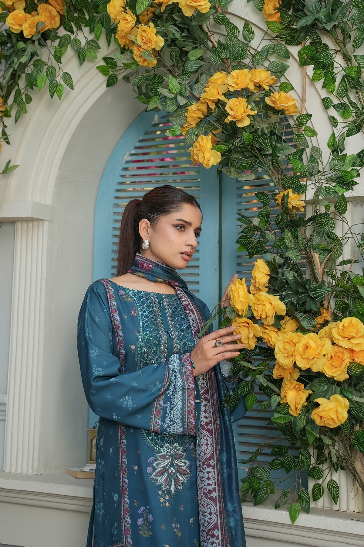 Maryams | Lawn Edit 26 | Crimson-Brand:Maryams-Type:Ladies Clothes-Zinc-Lawn-House of Maryam- Buy in UK, USA
