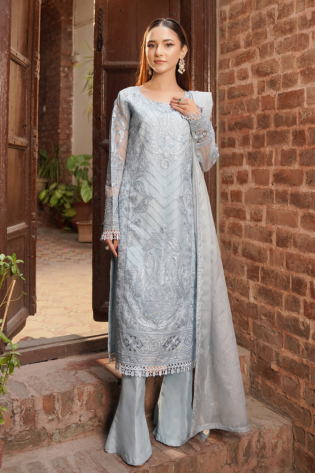 Maryams | Luxury Eid Pret | M-1105 by Designer Maryams - House of Maryam - Pakistani Designer Ethnic Wear in {{ shop.shopifyCountryName }}