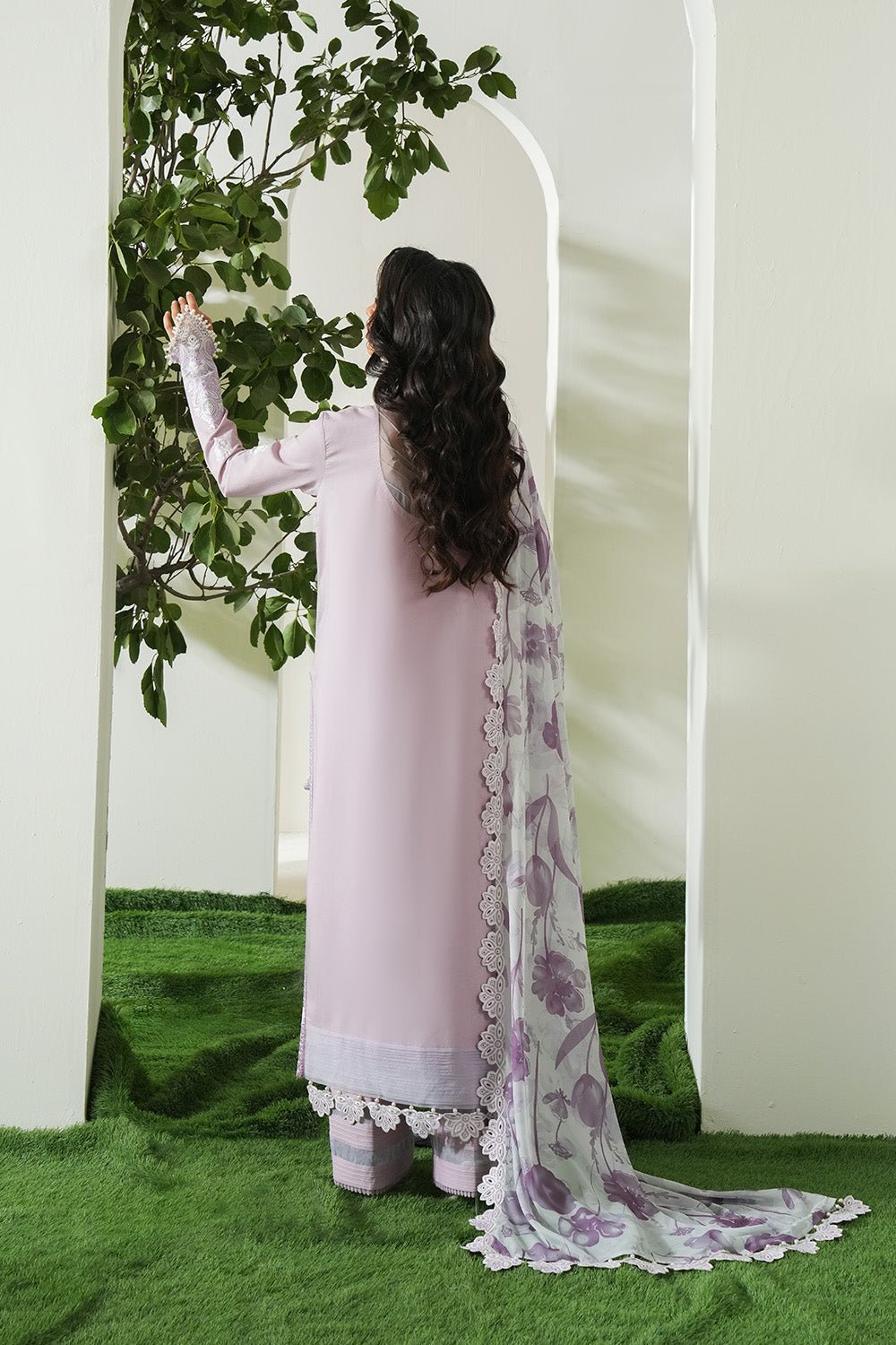 Maryum N Maria | Soiree Lawn | Fragnant-Brand:Maryam N Maria-Type:Ladies Clothes-Lawn-Soft Lilac-House of Maryam- Buy in UK, USA