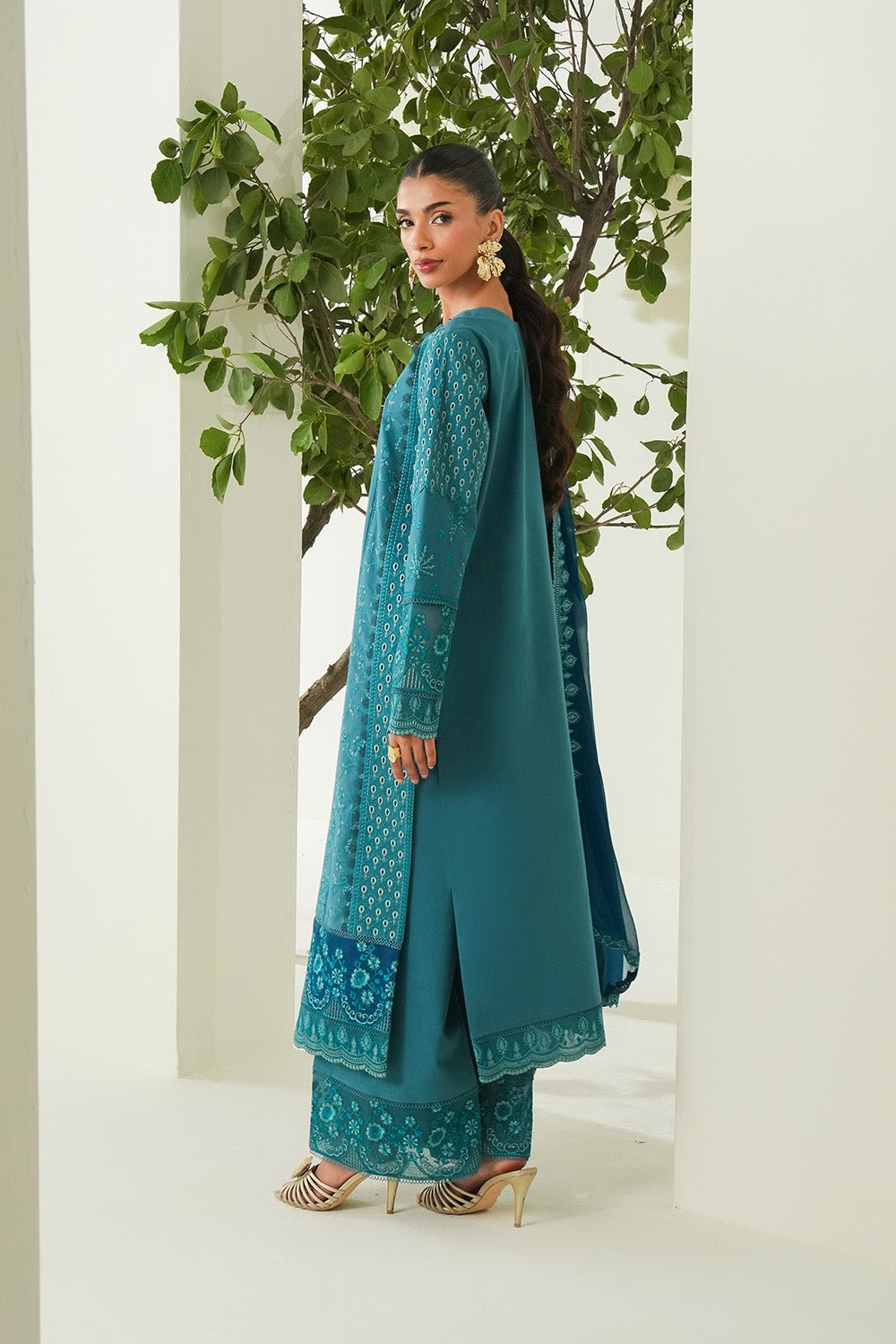 Maryum N Maria | Soiree Lawn | Freesia-Brand:Maryam N Maria-Type:Ladies Clothes-Teal Blue-Lawn-House of Maryam- Buy in UK, USA