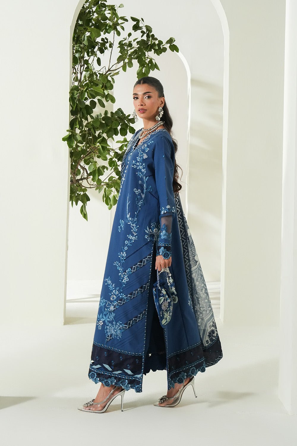 Maryum N Maria | Soiree Lawn | Seawave-Brand:Maryam N Maria-Type:Ladies Clothes-Navy-Lawn-House of Maryam- Buy in UK, USA