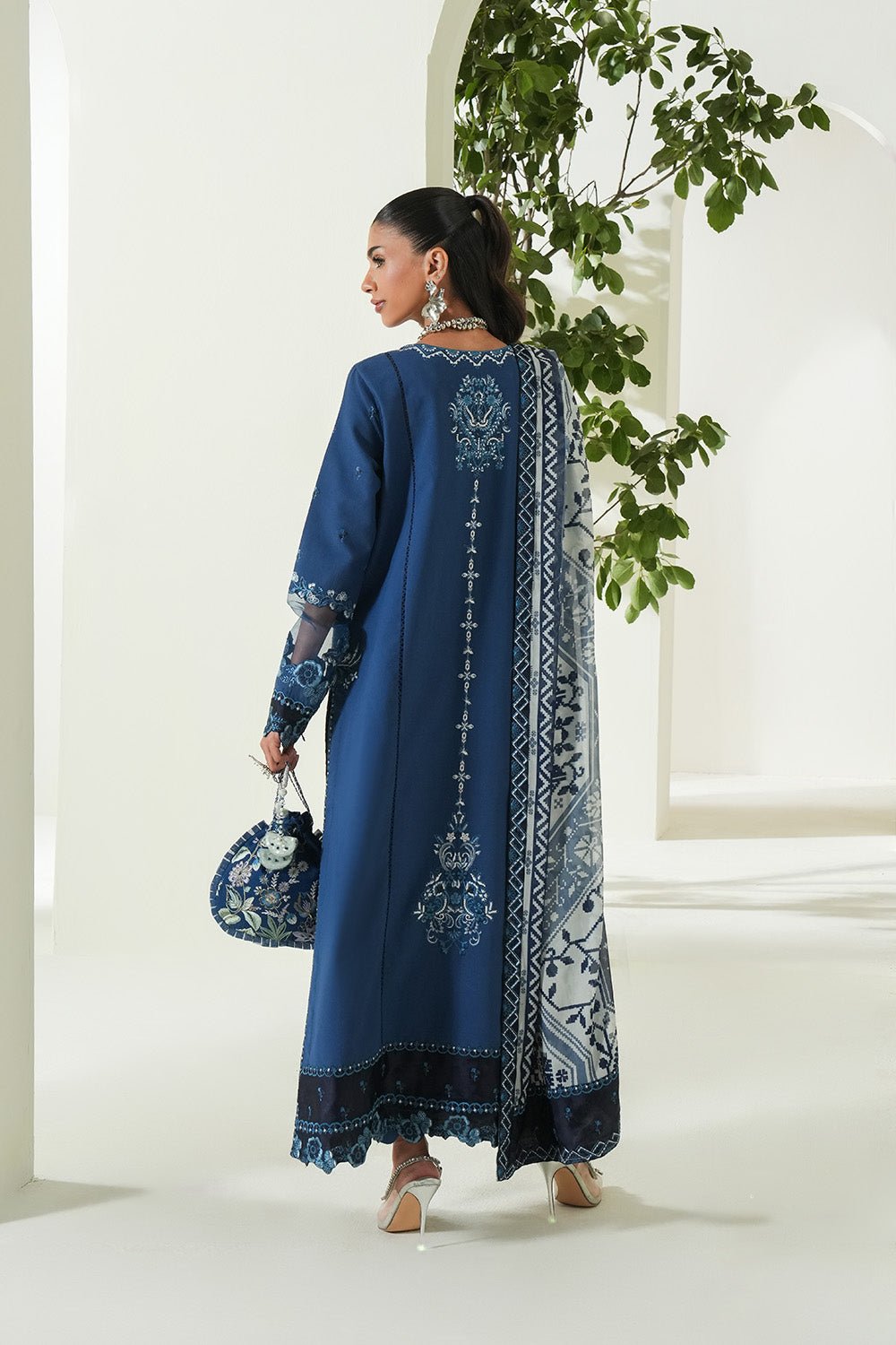 Maryum N Maria | Soiree Lawn | Seawave-Brand:Maryam N Maria-Type:Ladies Clothes-Navy-Lawn-House of Maryam- Buy in UK, USA