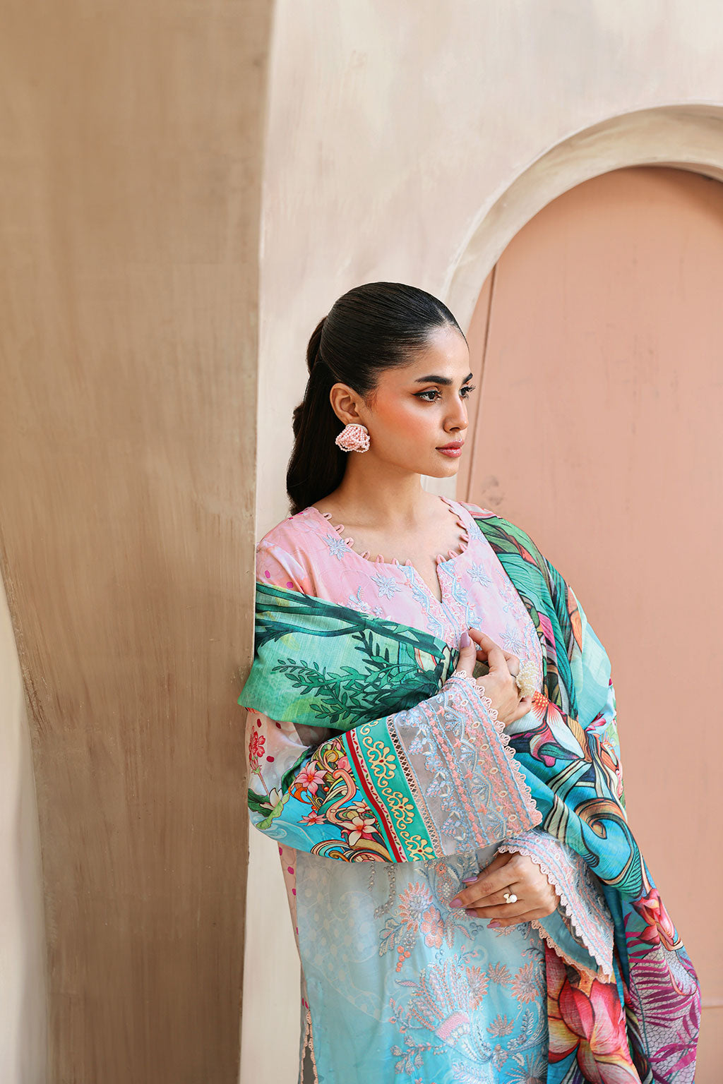 Ramsha | Mashaal Luxury Lawn | L-1510, image 4