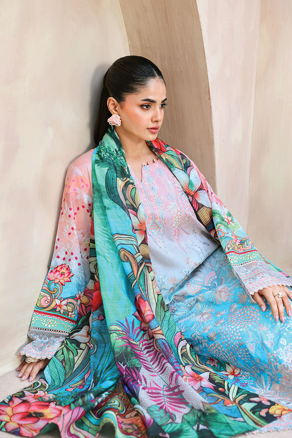 Ramsha | Mashaal Luxury Lawn | L-1510, image 3