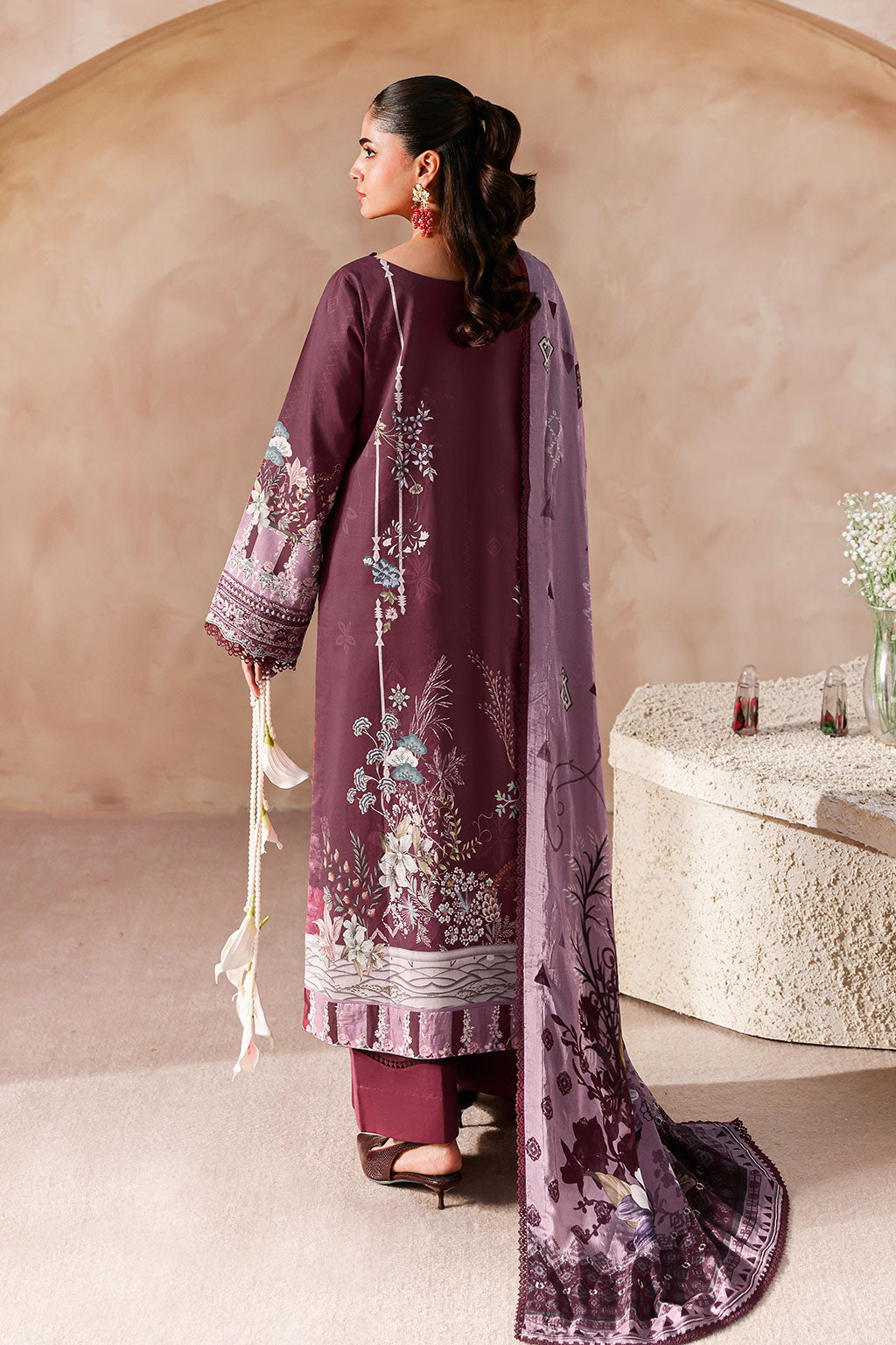 Ramsha | Mashaal Luxury Lawn | L-1507, image 2