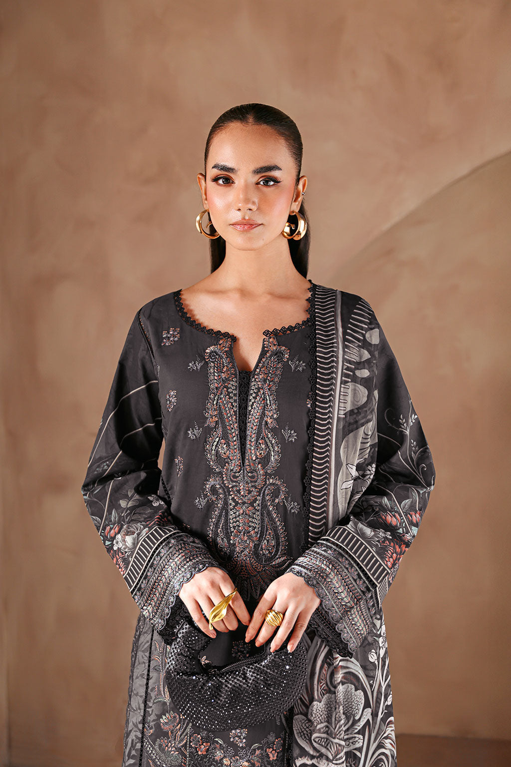 Ramsha | Mashaal Luxury Lawn | L-1506, image 4