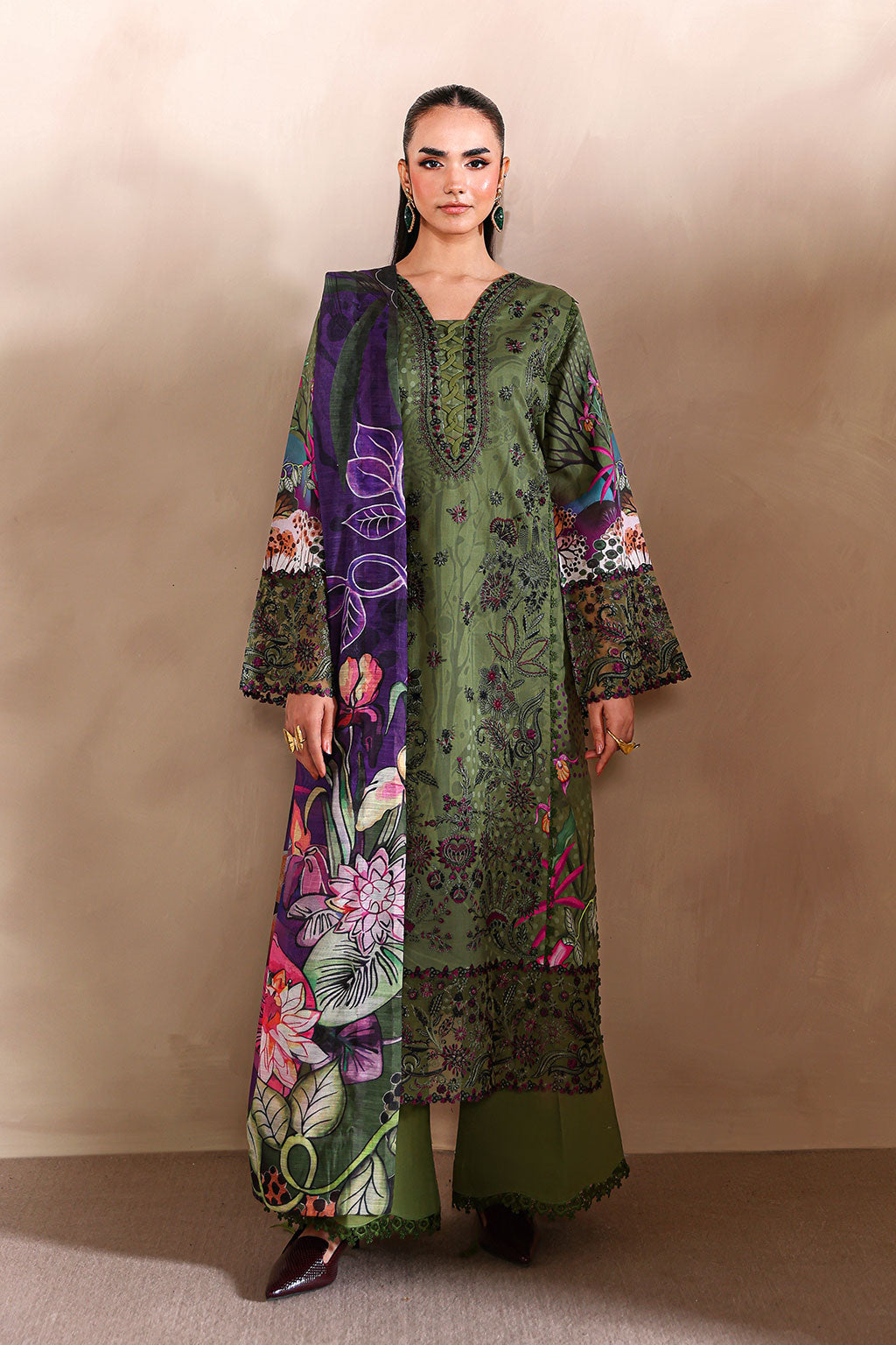Ramsha | Mashaal Luxury Lawn | L-1512, image 4