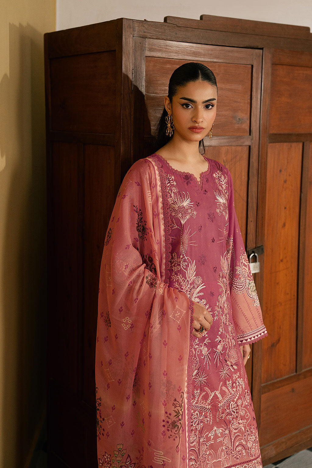 Ramsha | Mashal Luxury Lawn | L-1611-5