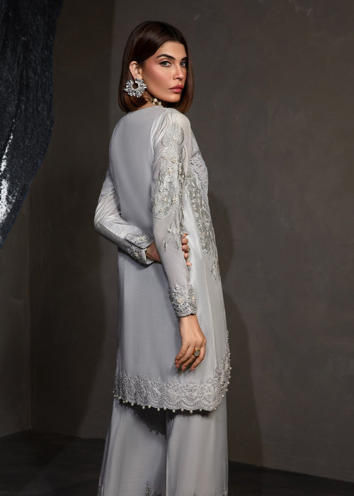 Saira Shakira | Zarae Luxury Pret | Saffron, image 2