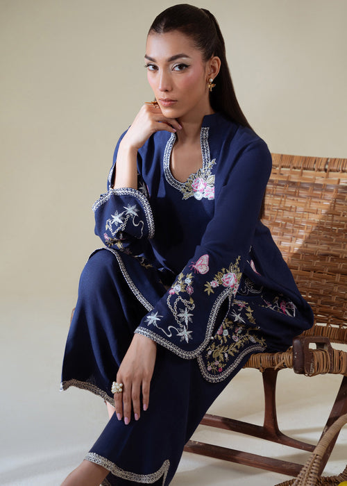 Saira Shakira | Basic Pret 25 | Dark Bloom, image 4