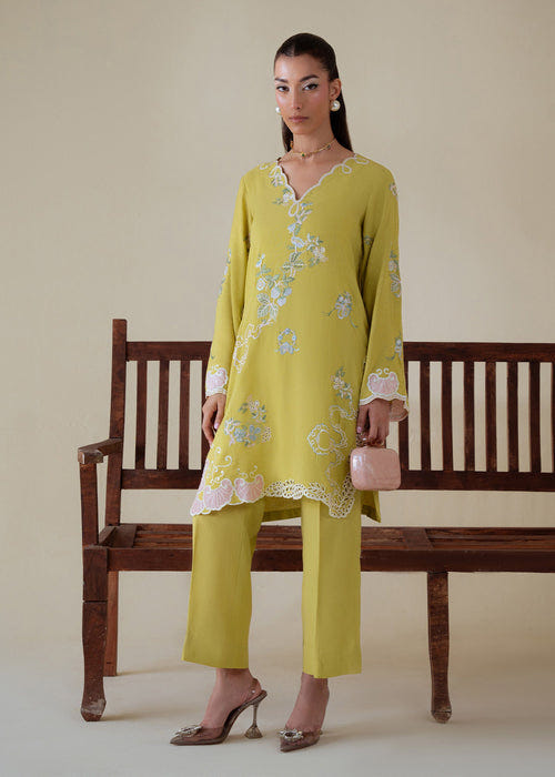 Saira Shakira | Basic Pret 25 | Spring Bloom
