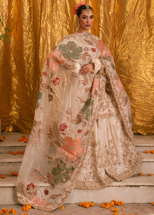 Haseens | Gehna Formals | Durr, image 5