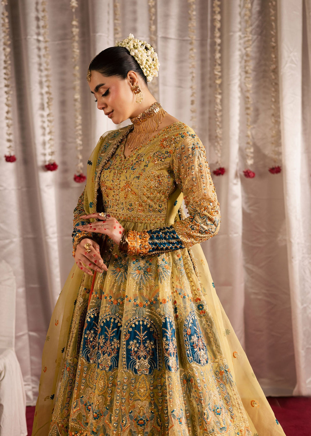 Maria Osama Khan | Jhil Mil Wedding Festive | Sunehri - Maria Osama, image 4