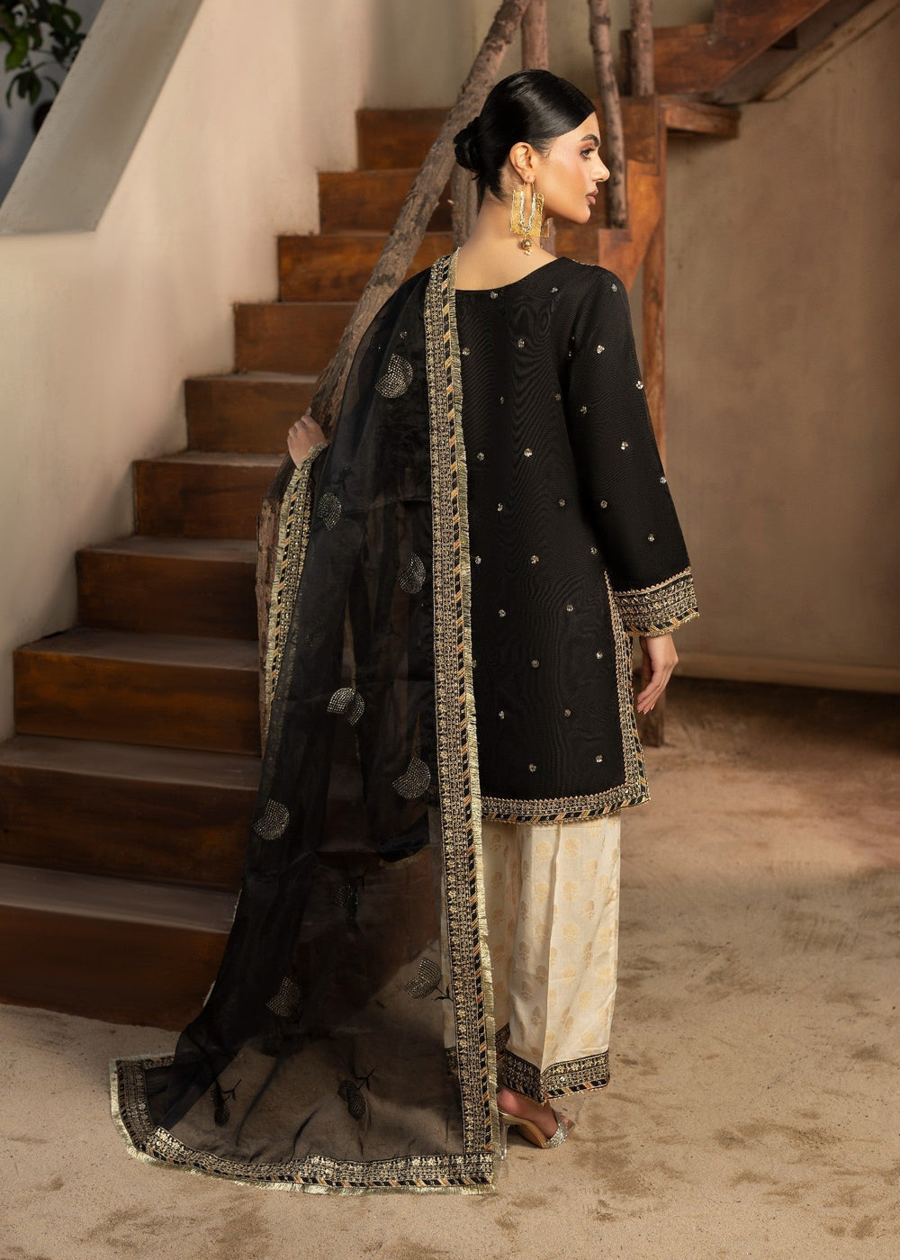 Diara Couture | Rangrez Luxe Pret | DF-46 - BLACK-2