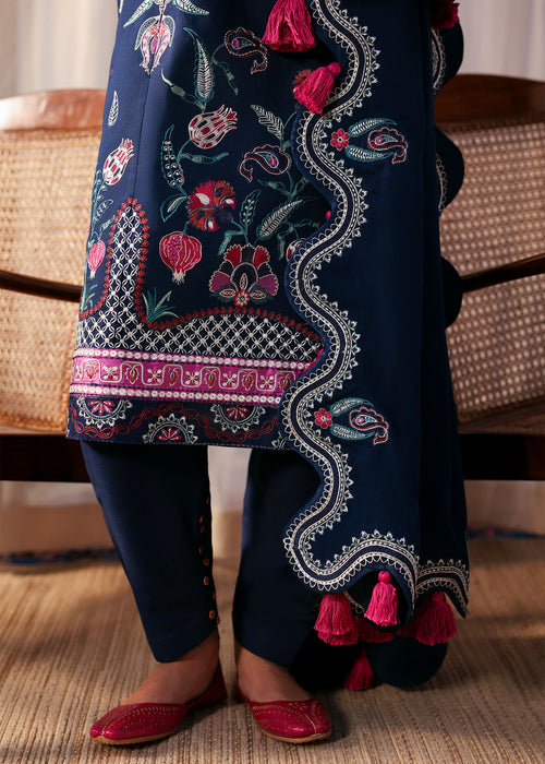 Sadaf Fawad Khan | Winter 25 | Shahnoor, image 4