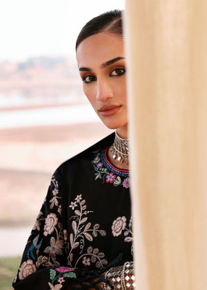 Sadaf Fawad Khan | Winter 25 | Nuria, image 5