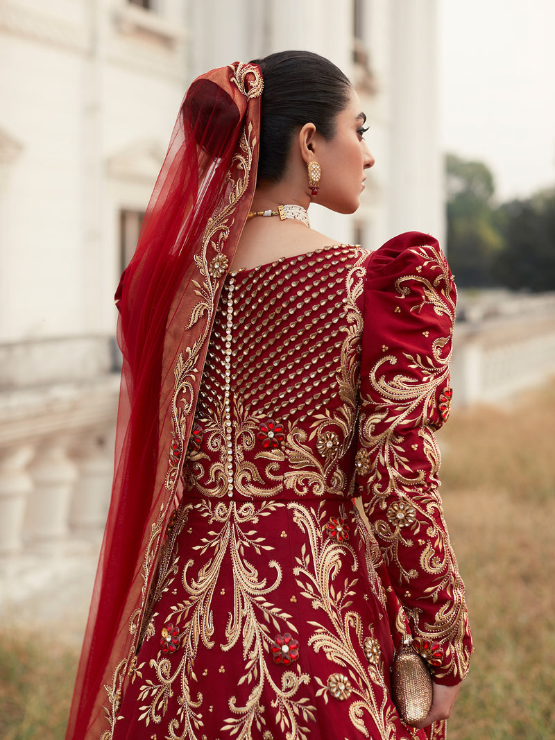Caia | Haute Couture | The Crimson Queen, image 5