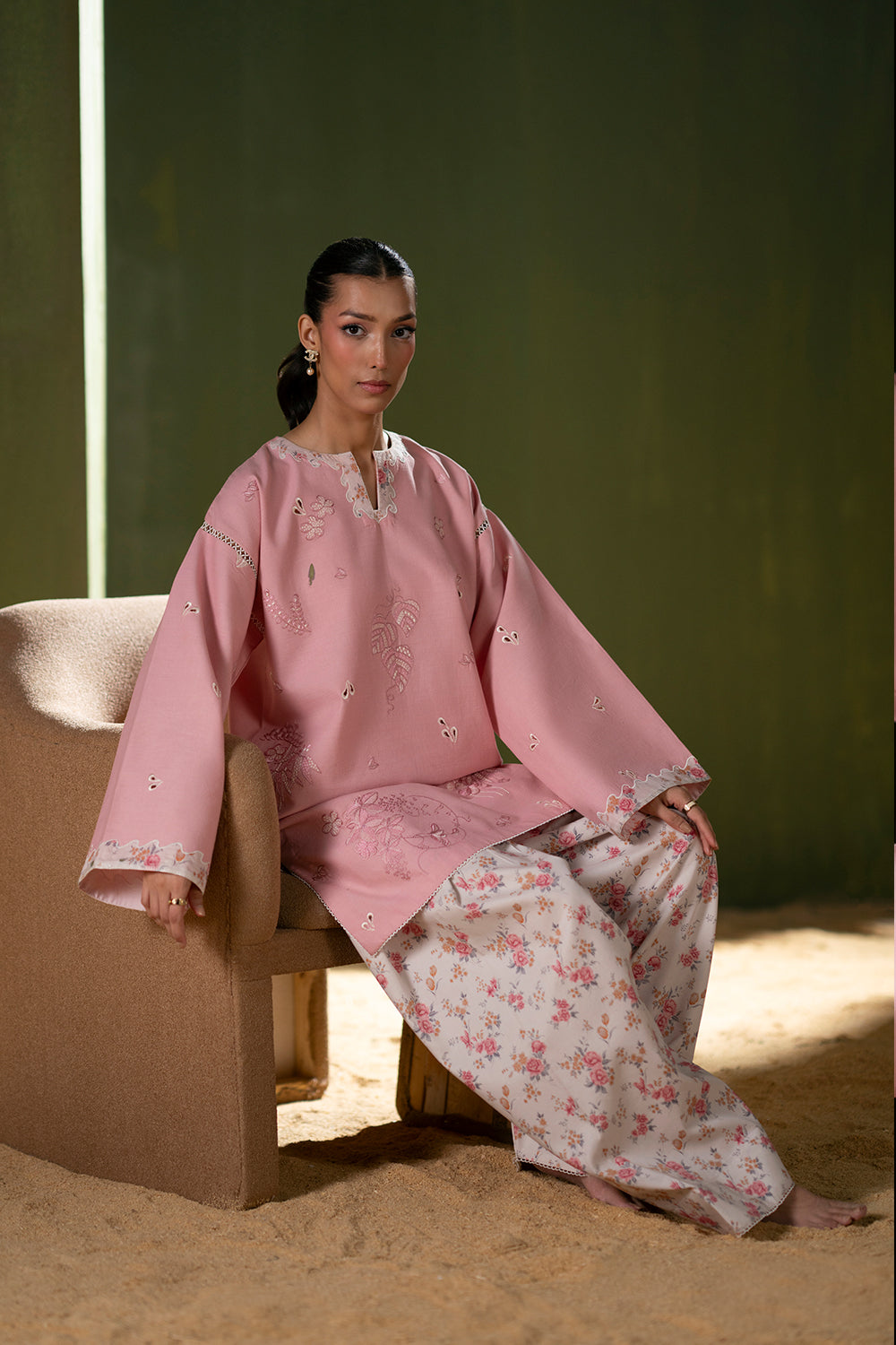 Saira Rizwan | Joolie Co ords | JOOLIE PINK - JBP25-08 -  Saira Rizwan Ladies Clothes - Original Designer Dress - House of Maryam