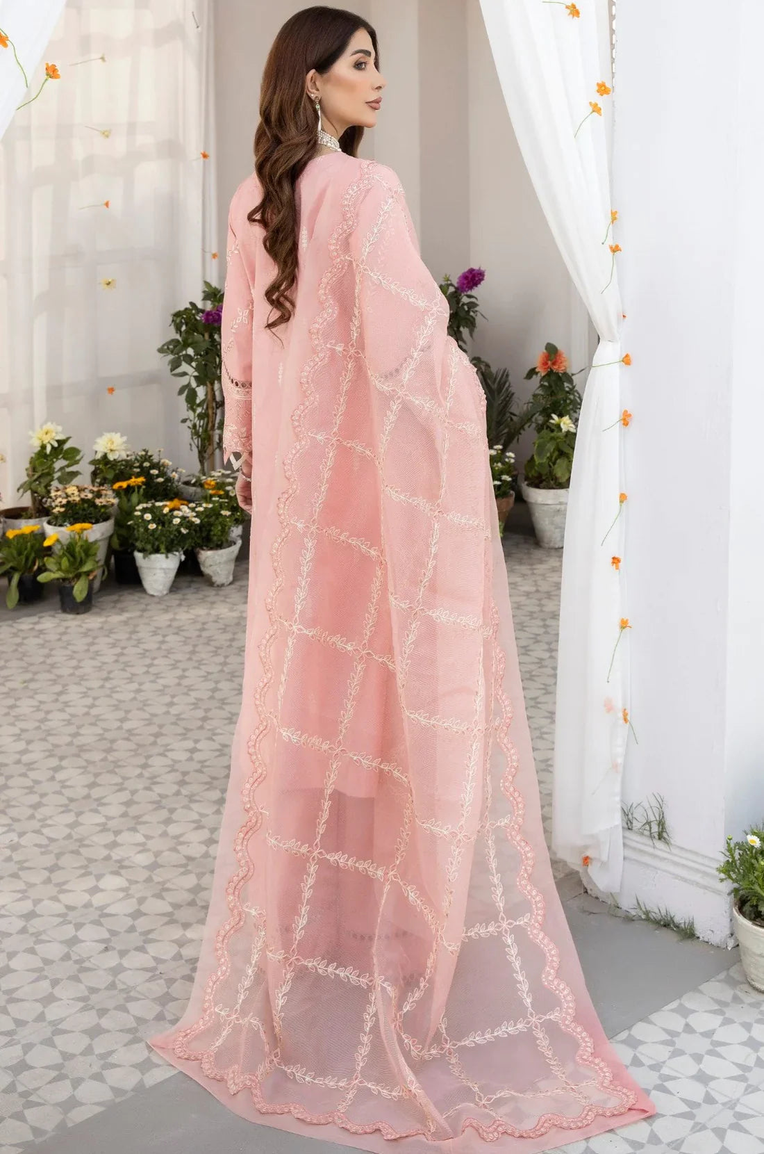 Mohagni | Muntazir Luxury Lawn 24 | AM-07 -  Mohagni Luxury - Original Designer Dress - House of Maryam