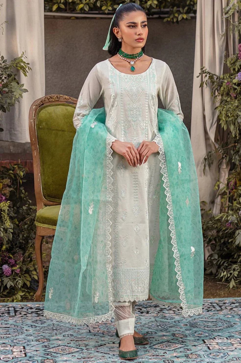 Mohagni | Muntazir Luxury Lawn 24 | CM-03 -  Mohagni Luxury - Original Designer Dress - House of Maryam