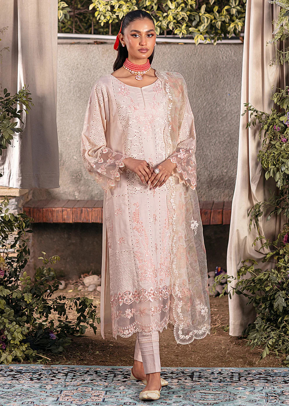 Mohagni | Muntazir Luxury Lawn 24 | CM-04 -  Mohagni Luxury - Original Designer Dress - House of Maryam