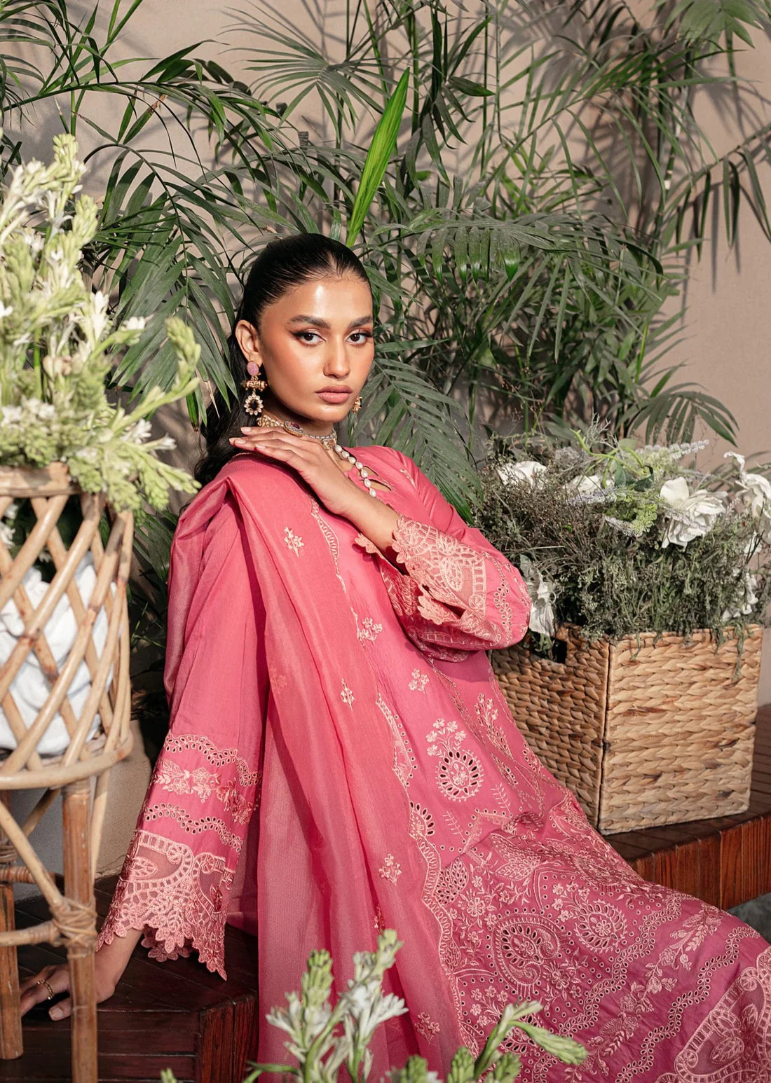 Mohagni | Muntazir Luxury Lawn 24 | CM-08 -  Mohagni Luxury - Original Designer Dress - House of Maryam