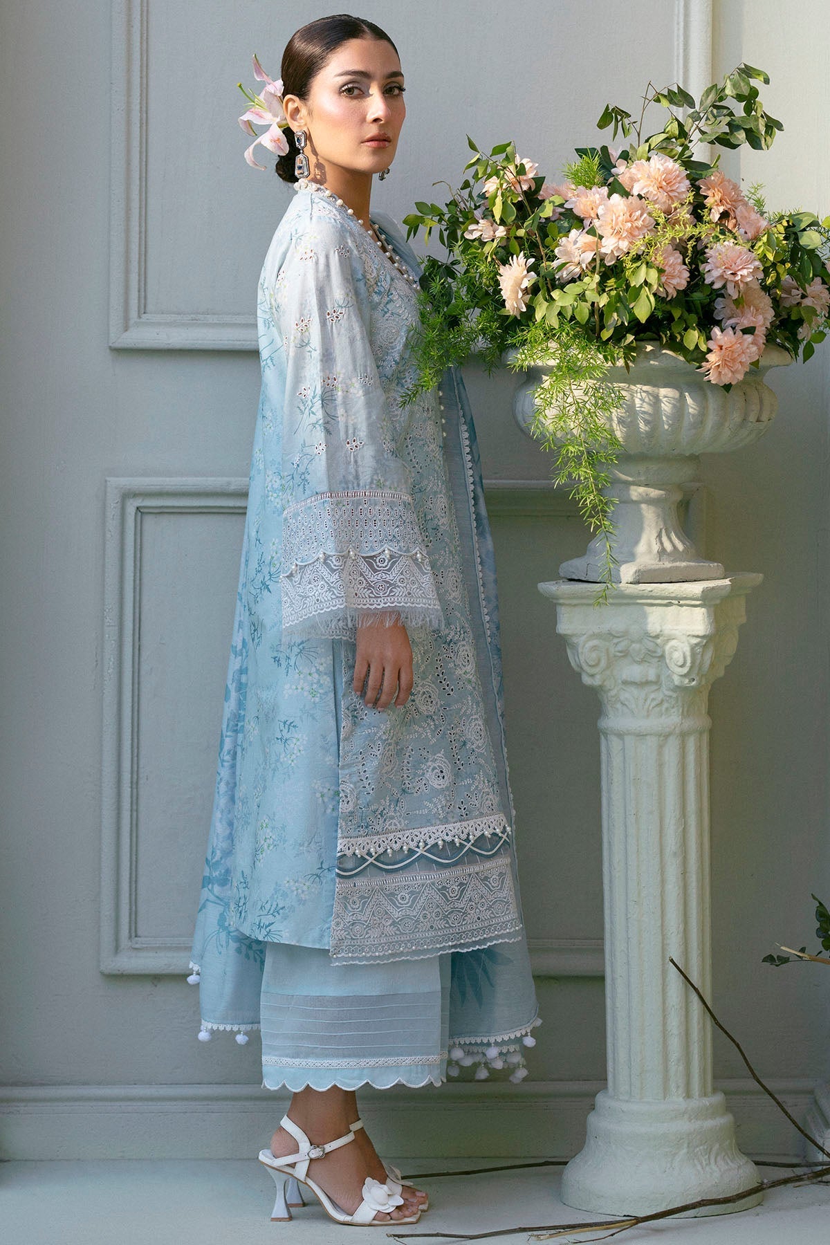Motifz | Premium Lawn 25 | 5425-LAVENDER-Brand:Motifz-Type:Ladies Clothes-Ice Blue-Lawn-House of Maryam- Buy in UK, USA