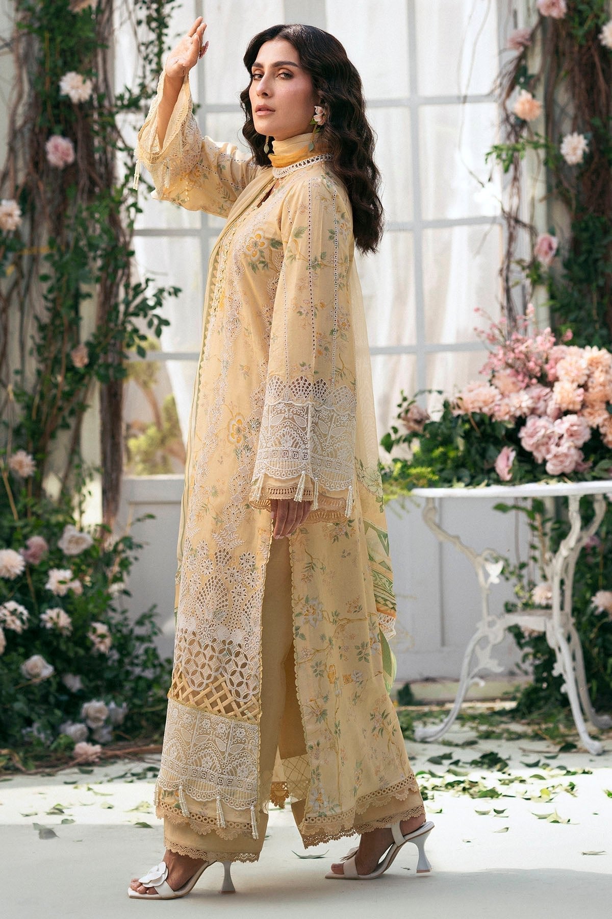 Motifz | Premium Lawn 25 | 5429-ORCHID-Brand:Motifz-Type:Ladies Clothes-Pale Yellow-Lawn-House of Maryam- Buy in UK, USA