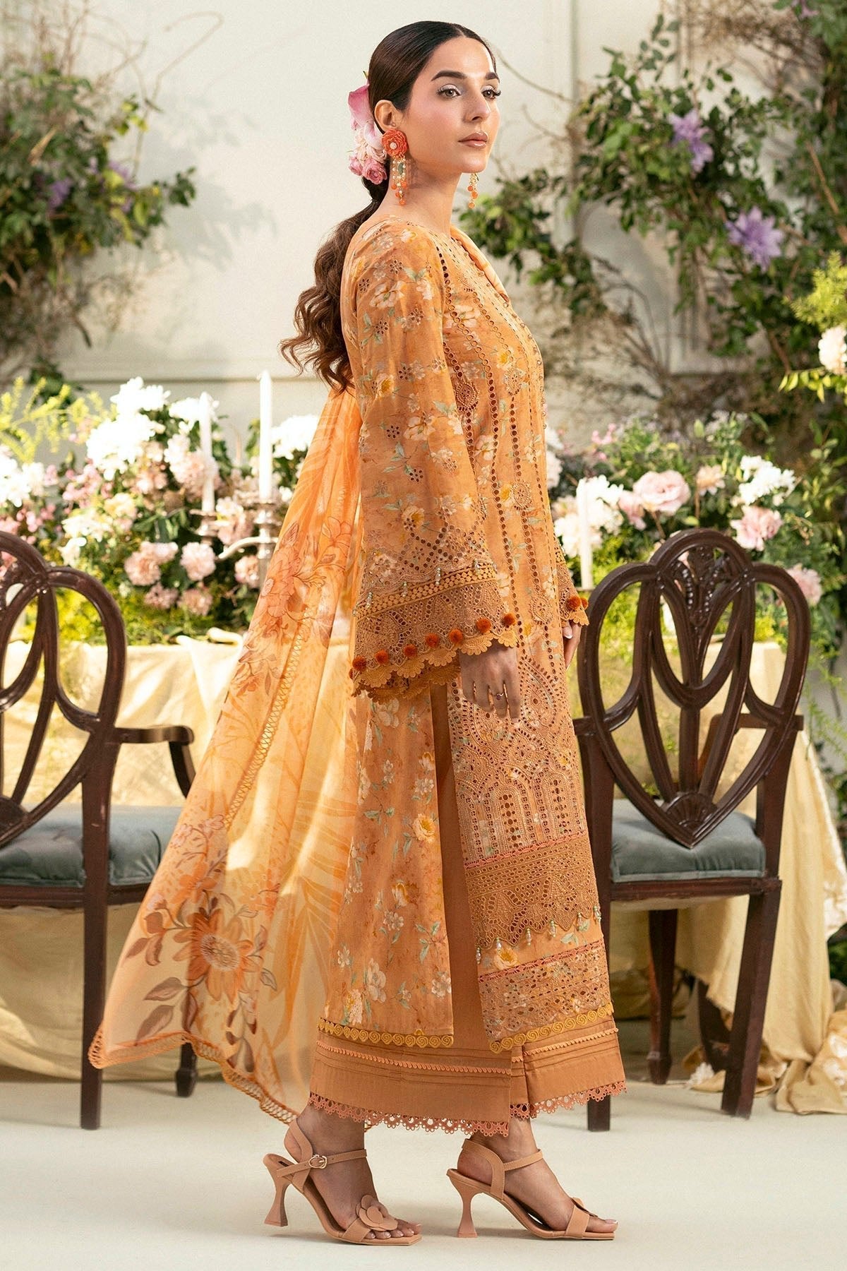 Motifz | Premium Lawn 25 | 5431-BLUEBEELL-Brand:Motifz-Type:Ladies Clothes-Orange-Lawn-House of Maryam- Buy in UK, USA