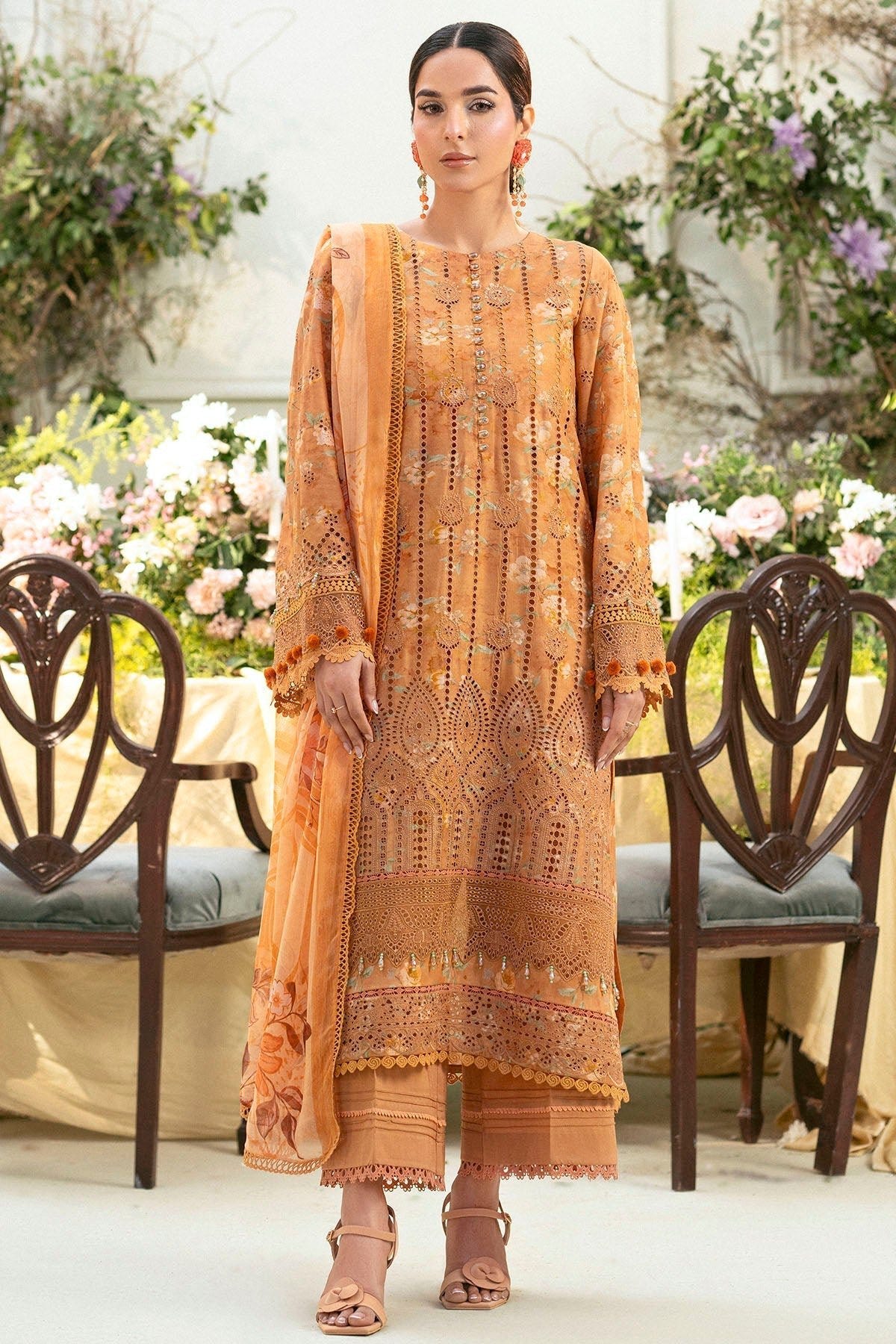 Motifz | Premium Lawn 25 | 5431-BLUEBEELL-Brand:Motifz-Type:Ladies Clothes-Orange-Lawn-House of Maryam- Buy in UK, USA