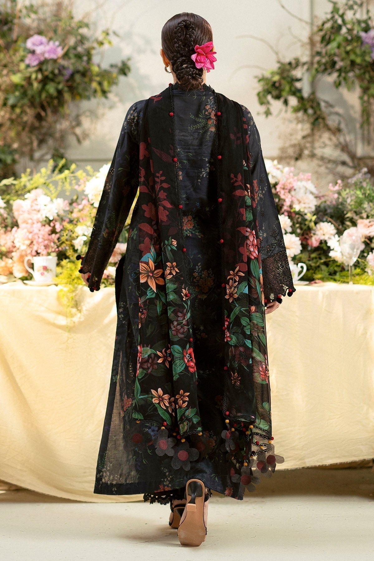 Motifz | Premium Lawn 25 | 5433-JASMINE-Brand:Motifz-Type:Ladies Clothes-Black-Lawn-House of Maryam- Buy in UK, USA