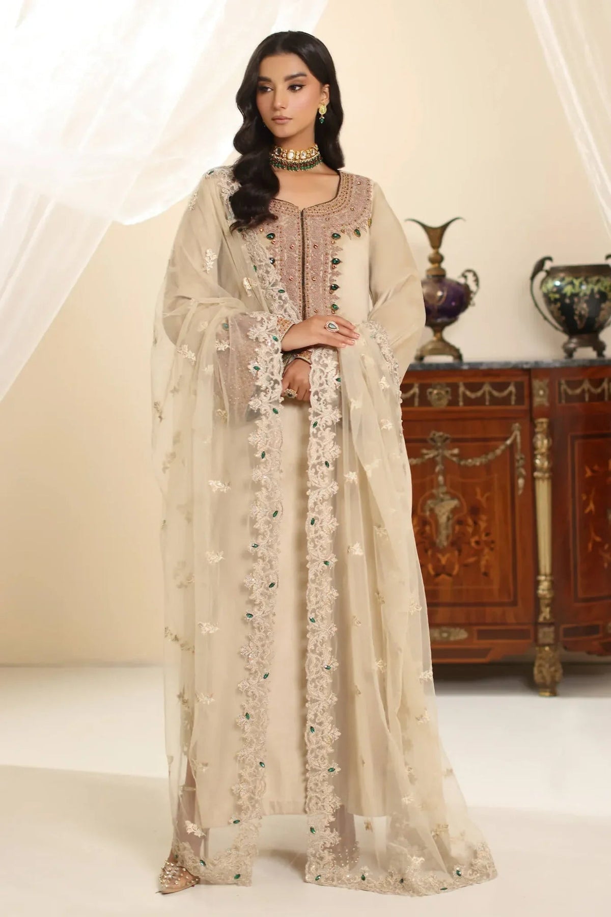 Musferah Saad | Amor A La Vida | Champagne Grace-Brand:Musferah Saad-Type:Ladies Clothes-Beige-Velvet-House of Maryam- Buy in UK, USA