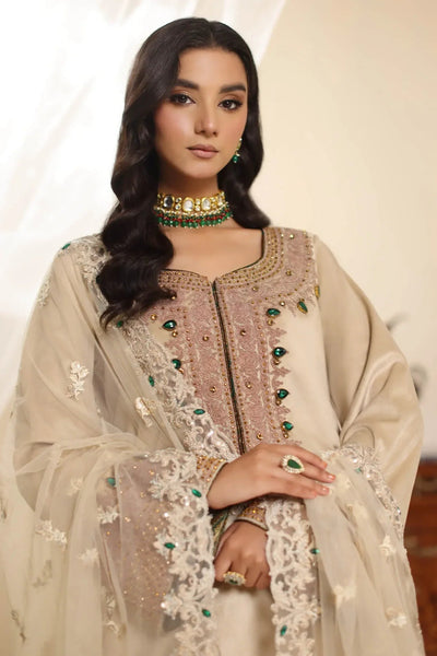 Musferah Saad | Amor A La Vida | Champagne Grace-Brand:Musferah Saad-Type:Ladies Clothes-Beige-Velvet-House of Maryam- Buy in UK, USA